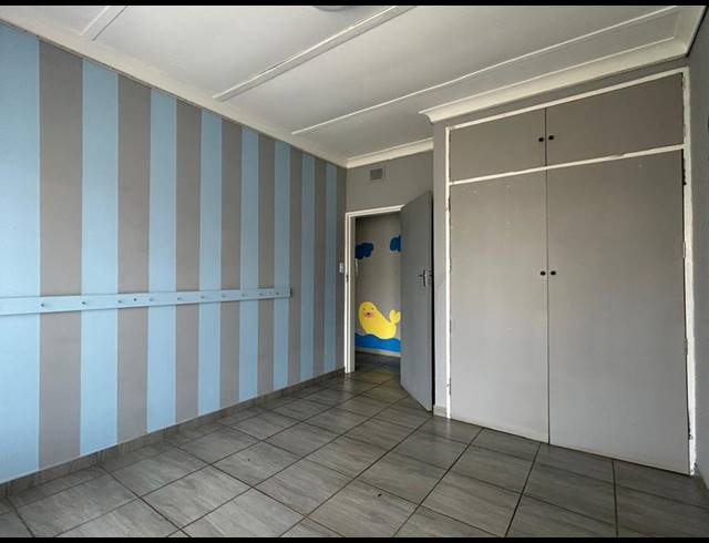 5 BEDROOM HOUSE FOR SALE IN MOKOPANE CENTRAL